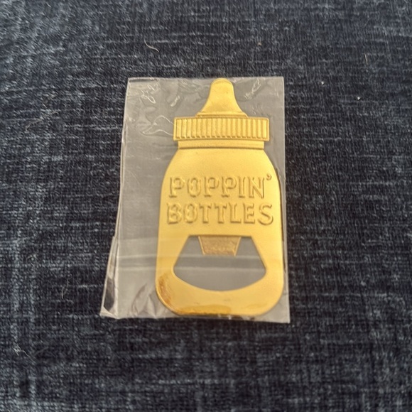 Baby Shower Favors Gold Bottle Openers (25) - Picture 4 of 4